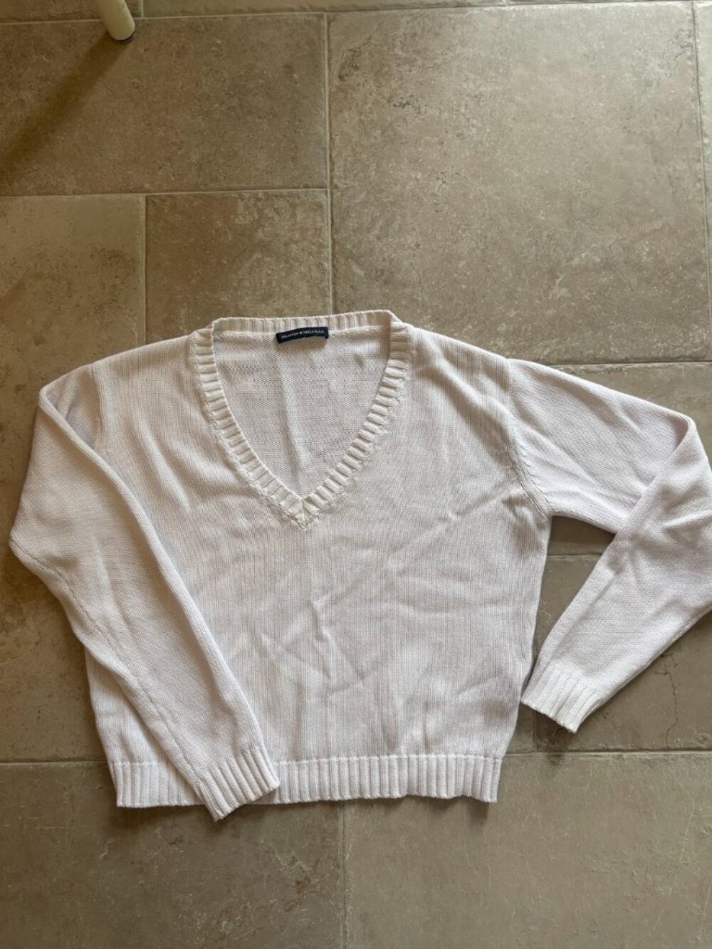 Brandy Melville Light Pink V-neck Sweater